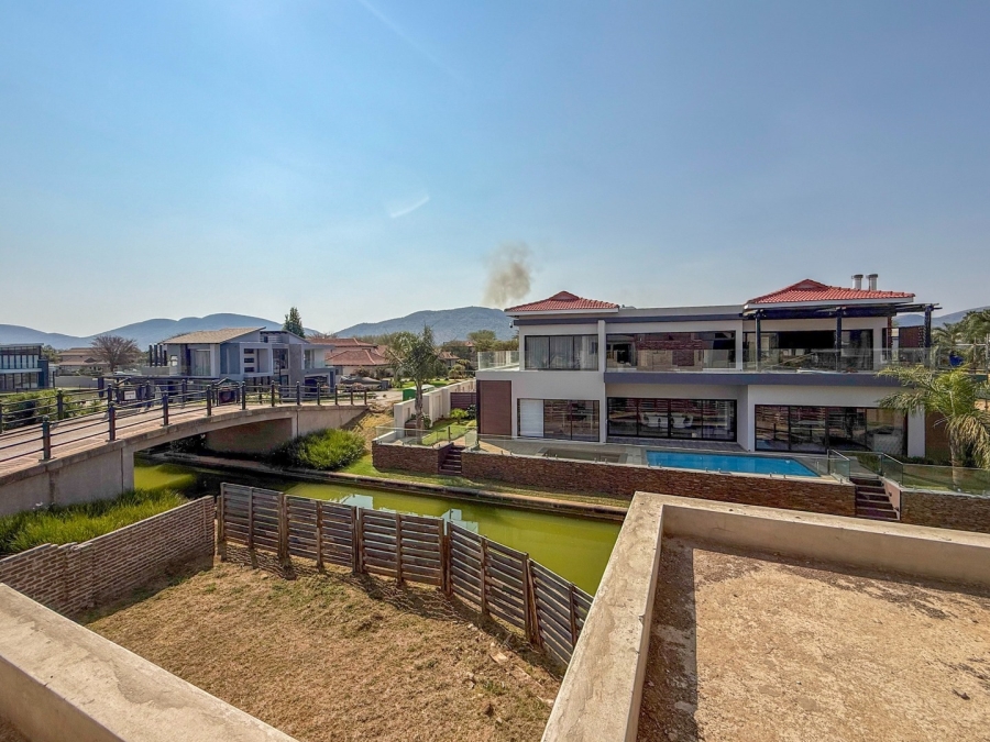 4 Bedroom Property for Sale in The Islands Estates North West